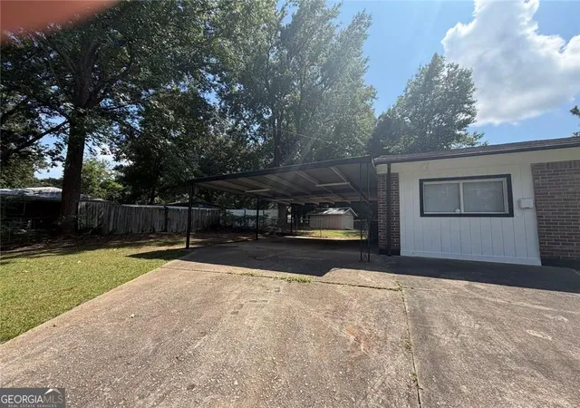 Photo 4 of Single family home for sale at 1633 Slate Rd, Conley, GA 30288 | MLS# 10825272 | Listing updated on 2026-09-13