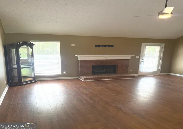 Photo 4 of Sale Pending at 170 Ashley Tr Dr, Locust Grove, GA 30248 | MLS# 10649645 | Listing updated on 2026-06-04