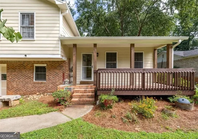Photo 3 of Single family home for sale at 4146 Duesenberg Dr, Tucker, GA 30084 | MLS# 10823265 | Listing updated on 2026-09-14