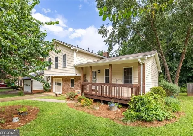 Photo 4 of Single family home for sale at 4146 Duesenberg Dr, Tucker, GA 30084 | MLS# 10823265 | Listing updated on 2026-09-14
