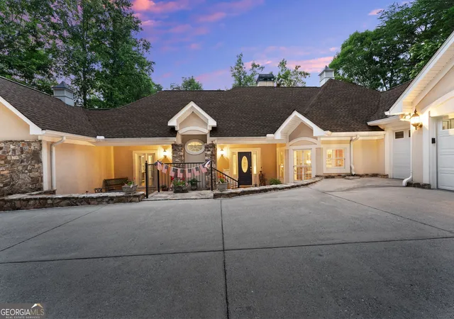 96th image of 2200 Orchard Dr, Clarkesville, GA 30523 | MLS# 10797567