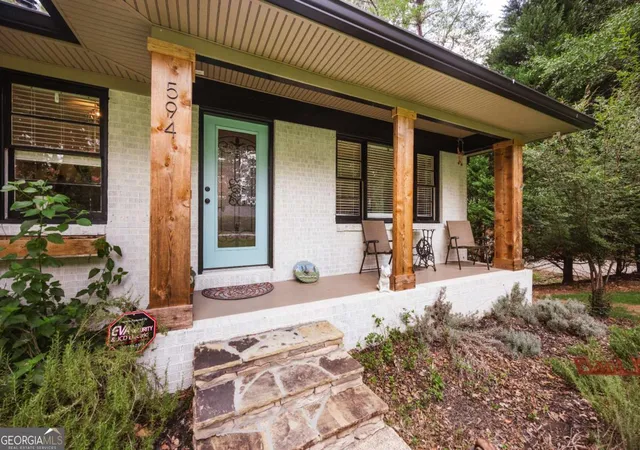 Photo 2 of Sale Pending at 594 Forest Hts Dr, Athens, GA 30606 | MLS# 10800591 | Listing updated on 2026-09-03