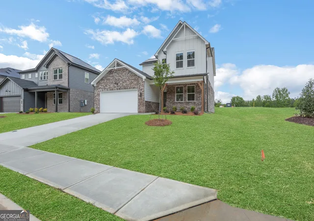 Photo 4 of Sale Pending at 643 Dugout Dr, Lawrenceville, GA 30043 | MLS# 10764293 | Listing updated on 2026-08-06