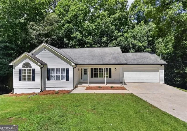 1st image of 5027 Fitts Dr Ne, Roswell, GA 30075 | MLS# 10787821