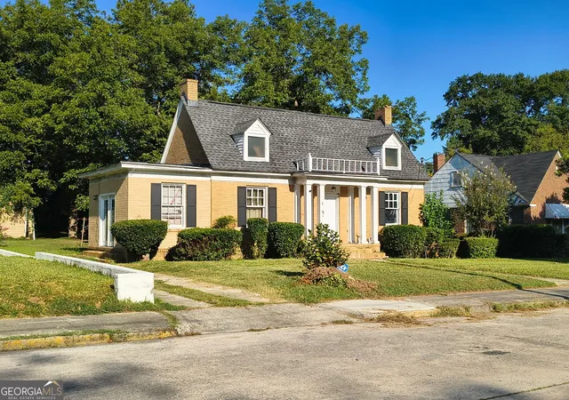 Photo 2 of Single family home for sale at 1329 Winton Ave, Macon, GA 31204 | MLS# 10836722 | Listing updated on 2026-09-14