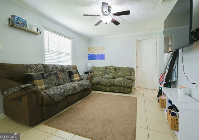 Photo 3 of Single family home for sale at 610 Poplar St, Waycross, GA 31501 | MLS# 10813862 | Listing updated on 2026-08-11