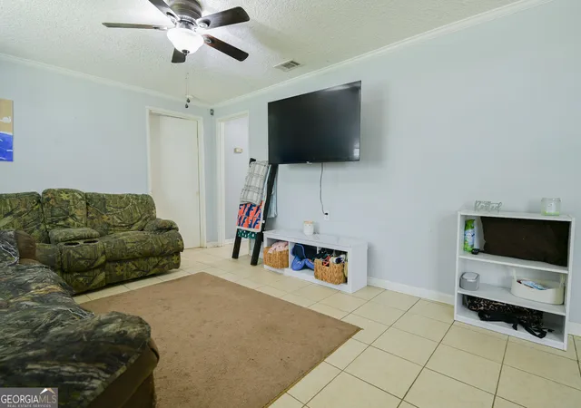 Photo 4 of Single family home for sale at 610 Poplar St, Waycross, GA 31501 | MLS# 10813862 | Listing updated on 2026-08-11