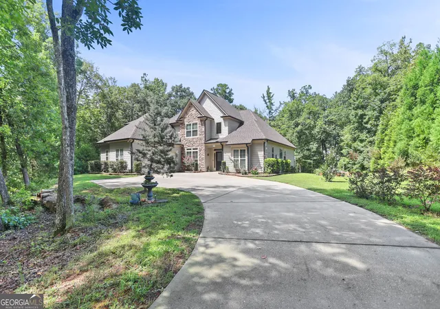2nd image of 1910 Elders Mill Rd #E, Senoia, GA 30276 | MLS# 10819130