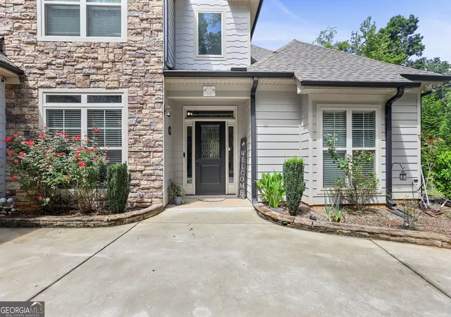 Photo 3 of Single family home for sale at 1910 Elders Mill Rd #E, Senoia, GA 30276 | MLS# 10819130 | Listing updated on 2026-08-24