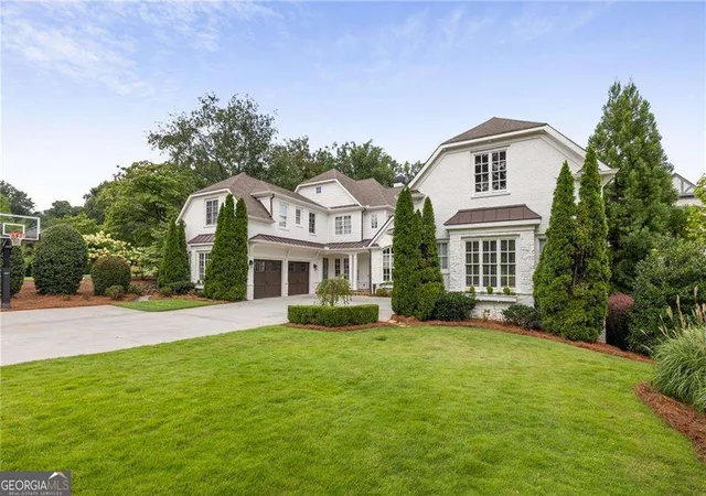 2nd image of 4667 Dudley Ln, Atlanta, GA 30327 | MLS# 10814817