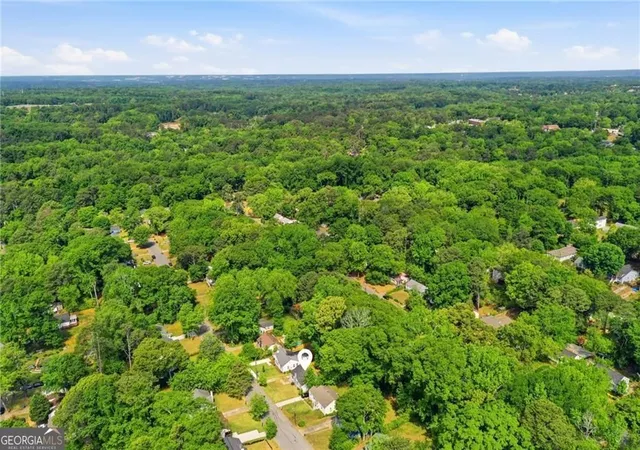 12th image of 1383 Lanvale Dr Sw, Atlanta, GA 30310 | MLS# 10769341