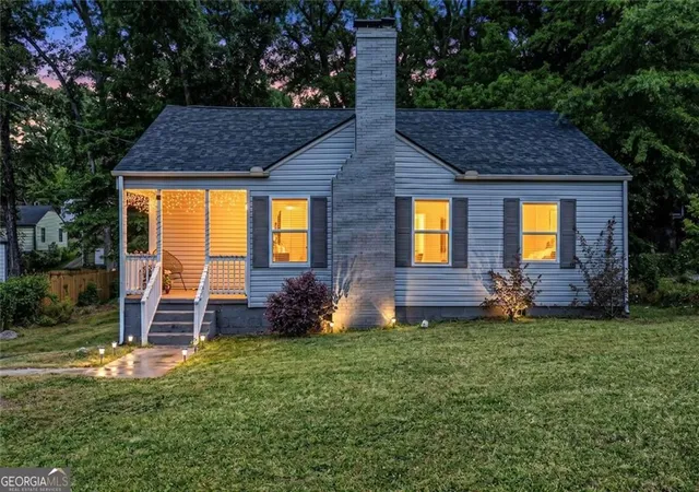 1st image of 1383 Lanvale Dr Sw, Atlanta, GA 30310 | MLS# 10769341