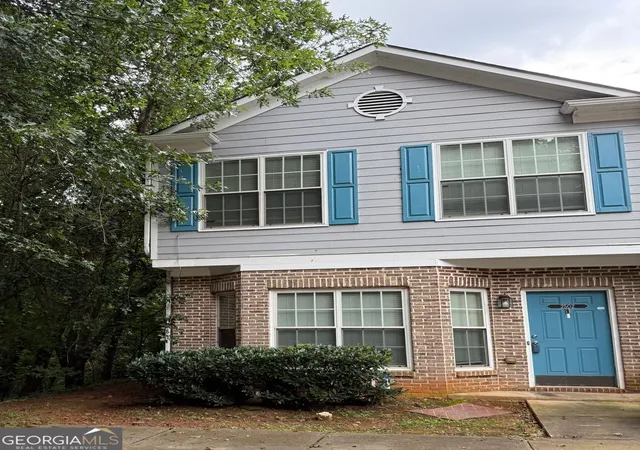 Condo for sale at 2502 Walden Lake Dr, Decatur, GA 30035 | MLS# 10798021