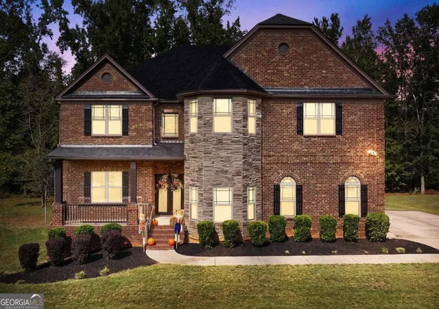 Photo 2 of Single family home for sale at 2214 Golden Eagle Dr, Locust Grove, GA 30248 | MLS# 10710621 | Listing updated on 2026-09-20
