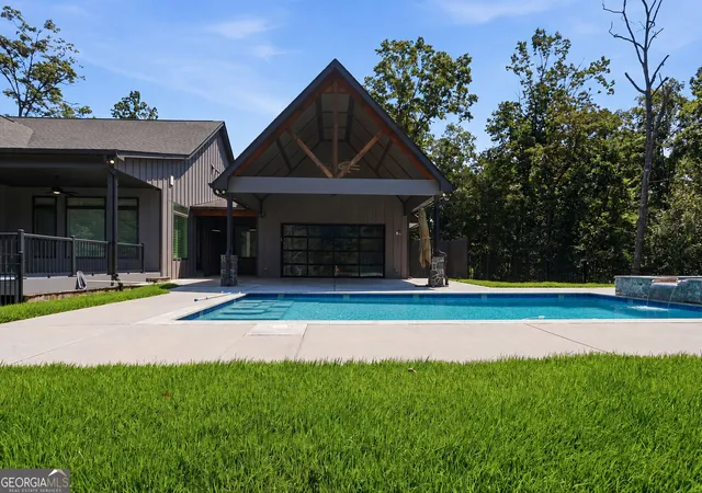 5th image of 175 Lands End Trl, Cleveland, GA 30528 | MLS# 10832371