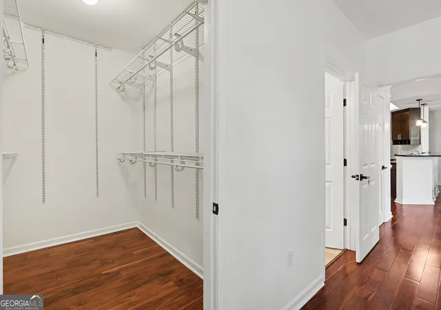 2nd image of 2700 NE Pine Tree Rd, Atlanta, GA 30324