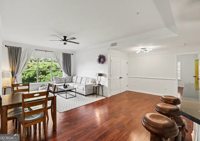 2nd image of 2700 Ne Pine Tree Rd #1219, Atlanta, GA 30324 | MLS# 10773119