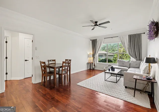 4th image of 2700 NE Pine Tree Rd, Atlanta, GA 30324