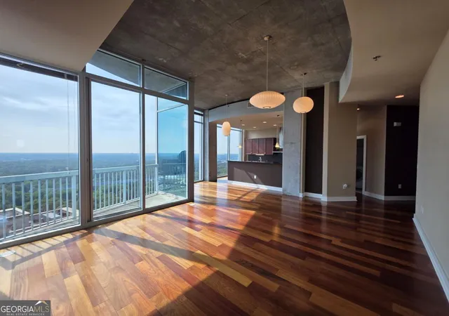 2nd image of 3324 Peachtree Rd Ne #3001, Atlanta, GA 30326 | MLS# 10515026