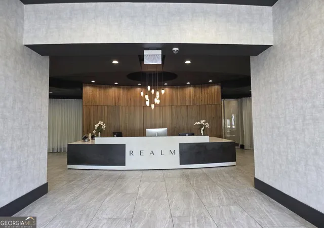 Photo 4 of Condo for sale at 3324 Peachtree Rd NE #3001, Atlanta, GA 30326 | MLS# 10515026 | Listing updated on 2026-10-28
