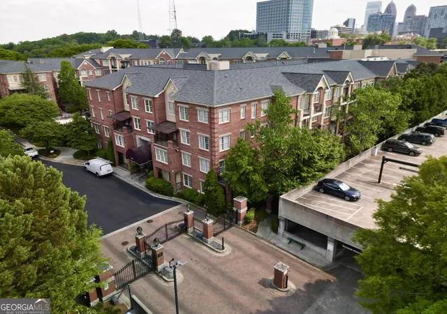 2nd image of 1735 Peachtree St Ne #430, Atlanta, GA 30309 | MLS# 10820296