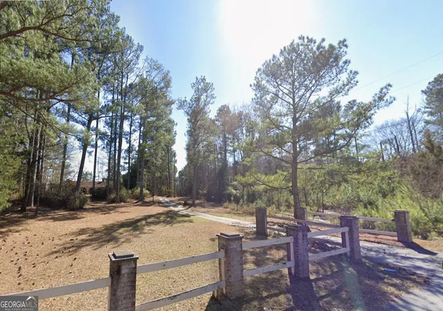 1st image of 6385 Rockland Rd, Lithonia, GA 30038 | MLS# 10787193