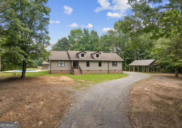 2nd image of 1358 Reeves Station Rd Sw, Calhoun, GA 30701 | MLS# 10823693