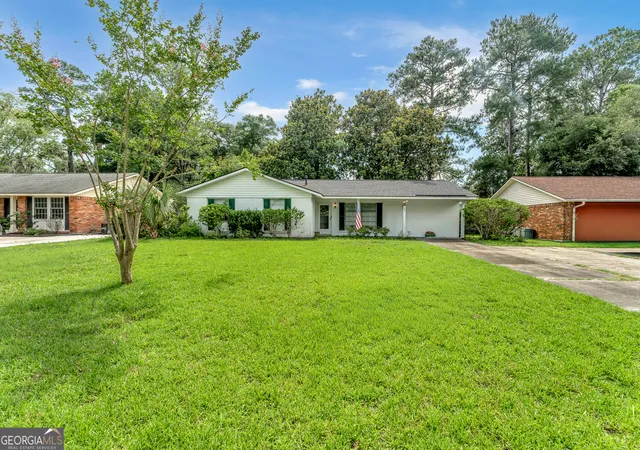 Photo 2 of Single family home for sale at 13107 Hermitage Rd, Savannah, GA 31419 | MLS# 10793619 | Listing updated on 2026-09-02