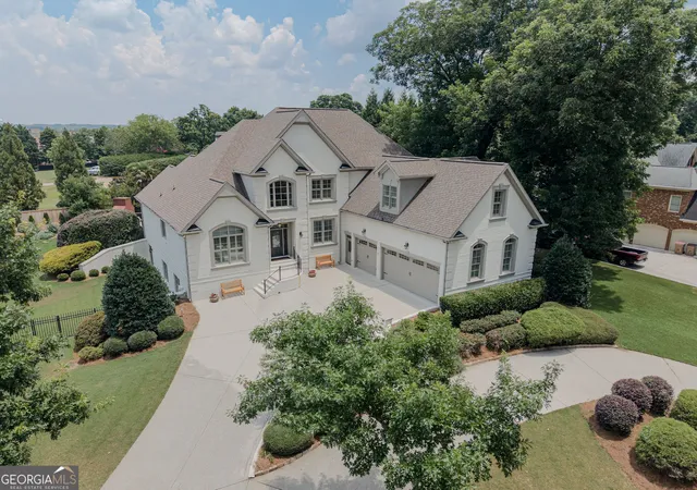 Photo 2 of Single family home for sale at 2645 Shumard Oak Dr, Braselton, GA 30517 | MLS# 10803006 | Listing updated on 2026-09-15