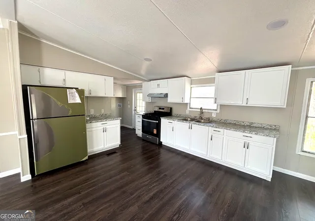 4th image of 479 Windsor Pkwy, Hampton, GA 30228 | MLS# 10766420
