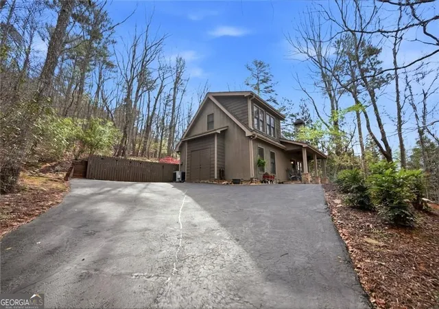 Photo 3 of Single family home for sale at 31 Wild Ginger Cir, Jasper, GA 30143 | MLS# 10720490 | Listing updated on 2026-10-09