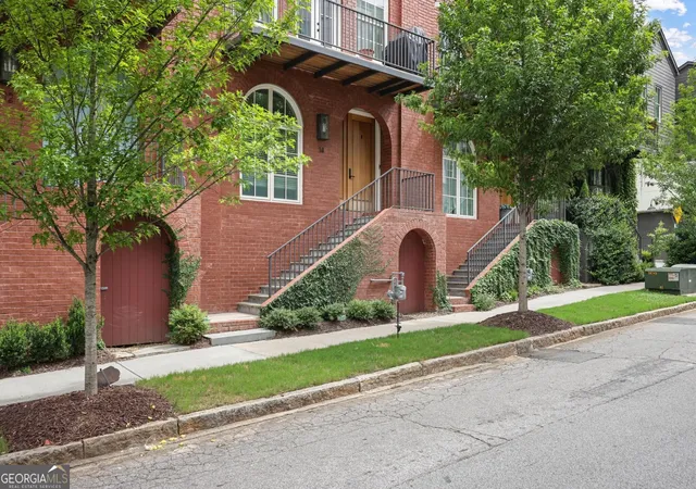 Photo 2 of Townhouse for sale at 14 Bass St, Atlanta, GA 30315 | MLS# 10813253 | Listing updated on 2026-09-12