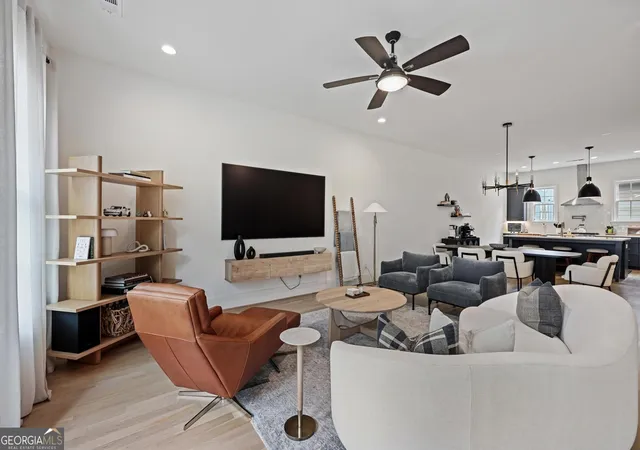 Photo 4 of Townhouse for sale at 14 Bass St, Atlanta, GA 30315 | MLS# 10813253 | Listing updated on 2026-09-12