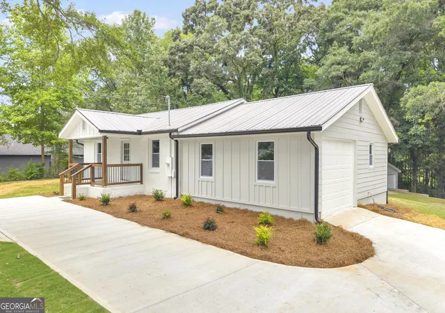Homes for sale in Pendergrass, GA | 152 Mountain Creek Dr, Pendergrass, GA 30567 | MLS# 10803112