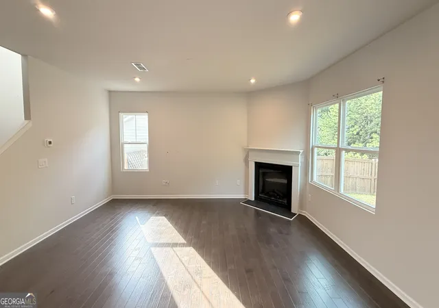 3rd image of 230 Mackenzie Ct, Covington, GA 30016 | MLS# 10804113