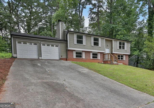 2nd image of 1885 Corduroy Ct, Lithonia, GA 30058 | MLS# 10792349