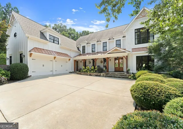 Photo 1 of Sale Pending at 16066 Inverness Trl, Alpharetta, GA 30004 | MLS# 10816749 | Listing updated on 2026-09-14