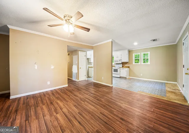 Homes for sale in Toccoa, GA | 156 Crestwood Dr, Toccoa, GA 30577 | MLS# 10801675