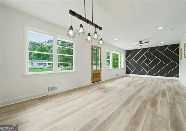 Photo 4 of Single family home for sale at 2749 Eastfield Rd Se, Smyrna, GA 30080 | MLS# 10799423 | Listing updated on 2026-09-13