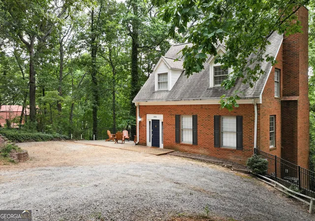 1st image of 3978 Pine Shore Cir, Gainesville, GA 30501 | MLS# 10771101