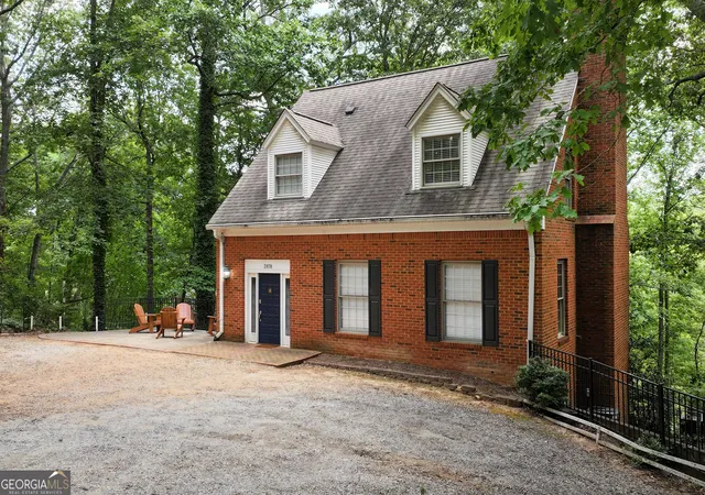 2nd image of 3978 Pine Shore Cir, Gainesville, GA 30501 | MLS# 10771101