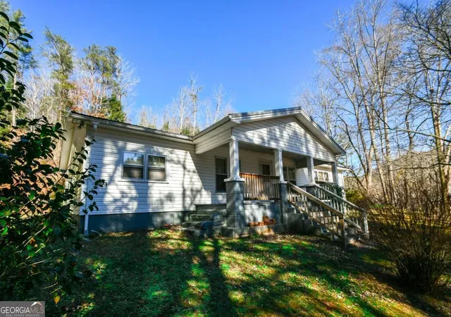 Photo 4 of Single family home for sale at 18 Corinth Church Rd, Cleveland, GA 30528 | MLS# 10641579 | Listing updated on 2025-11-25