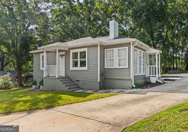 Photo 2 of Single family home for sale at 3465 Woodlawn Cir, Tucker, GA 30084 | MLS# 10778840 | Listing updated on 2026-07-11