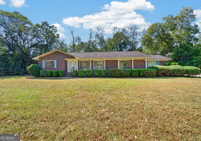 Photo 1 of Single family home for sale at 4210 Jones Rd, Macon, GA 31216 | MLS# 10857960 | Listing updated on 2026-10-27