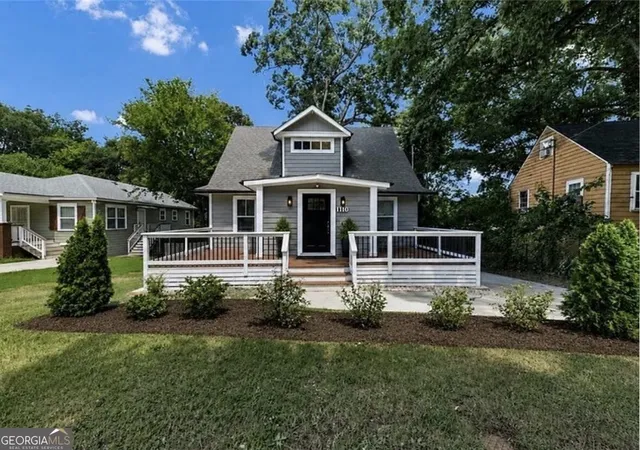 Photo 1 of Single family home for sale at 1110 Oak Knoll Ter Se, Atlanta, GA 30315 | MLS# 10831409 | Listing updated on 2026-09-06