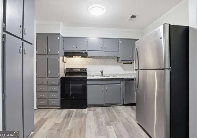 Photo 4 of Single family home for sale at 1733 Bethsaida Rd, Riverdale, GA 30296 | MLS# 10778774 | Listing updated on 2026-08-20