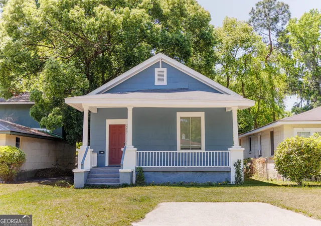 Photo 2 of Single family home for sale at 2217 Bolling St, Savannah, GA 31404 | MLS# 10737924 | Listing updated on 2026-07-06