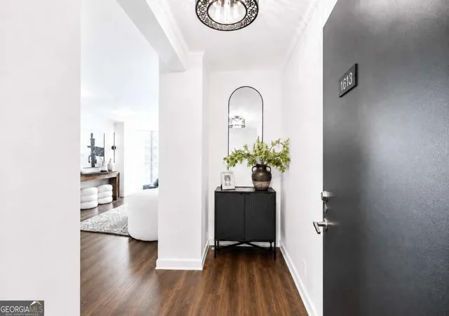 Photo 2 of Condo for sale at 620 Peachtree St Ne #1613, Atlanta, GA 30308 | MLS# 10823049 | Listing updated on 2026-09-23