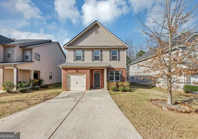 Photo 2 of Single family home for sale at 11945 Lovejoy Xing Way, Hampton, GA 30228 | MLS# 10802723 | Listing updated on 2026-07-25