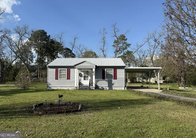 Homes for sale in Cordele, GA | 122 Edgewood Dr, Cordele, GA 31015 | MLS# 10793730
